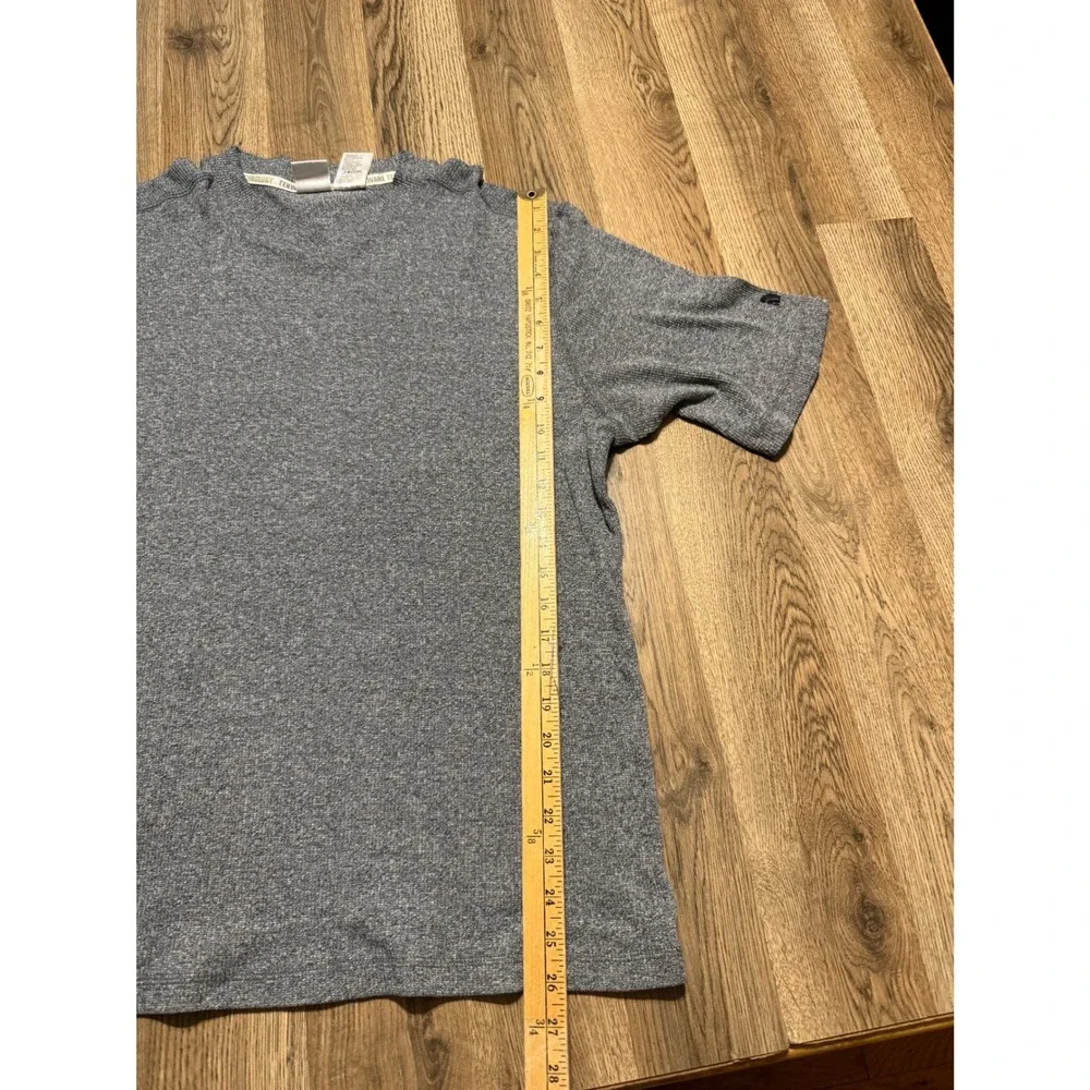 The North Face T-Shirt Mens Medium Gray Adult Tekware Performance Excellent